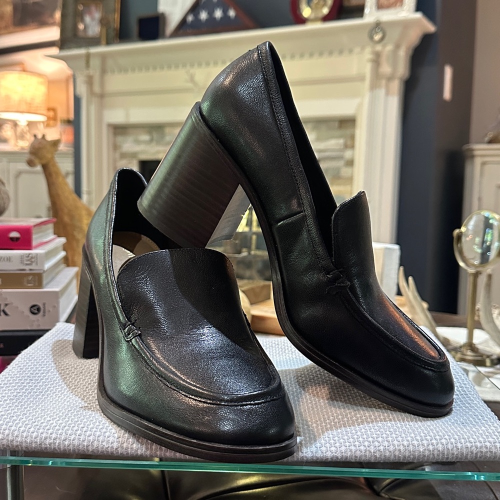 Crown Vintage Caitlun Pump in Black, Size 9.5 NWOB and Unworn!